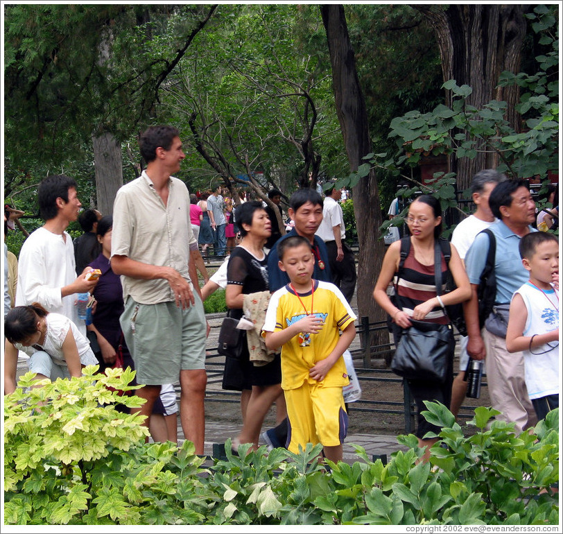 Tall guy at Forbidden City.