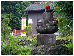 Buddha and ice cream near Ganman Ga Fuchi.