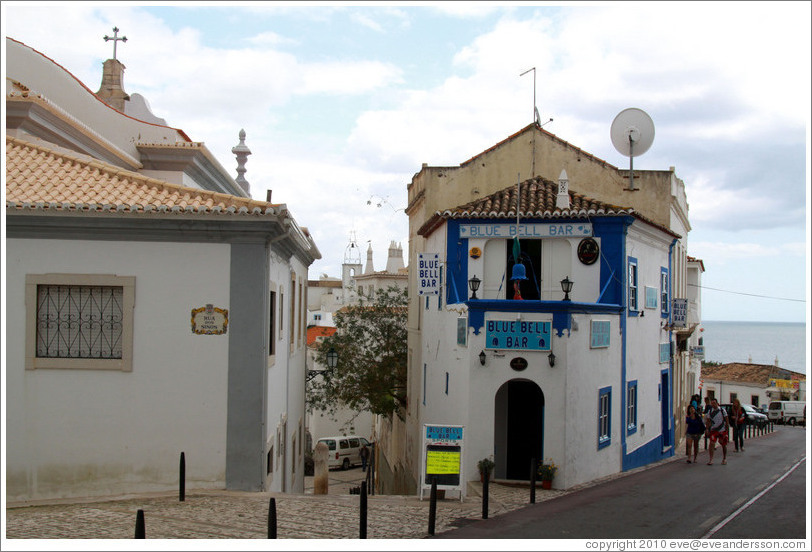 Blue Bell Bar, Rua Miguel Bombarda.