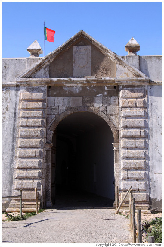 Porta da Pra? the main entrance to the Fortaleza de Sagres (Sagres Fortress). 