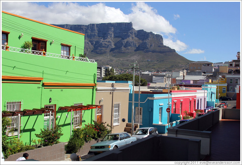 Chiappini Street, Bo-Kaap, with Table Mountain behind.