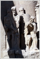 Figures, including Christ and Roman soldiers, by sculptor Josep Maria Subirachs.  Passion fa?e, La Sagrada Fam?a.