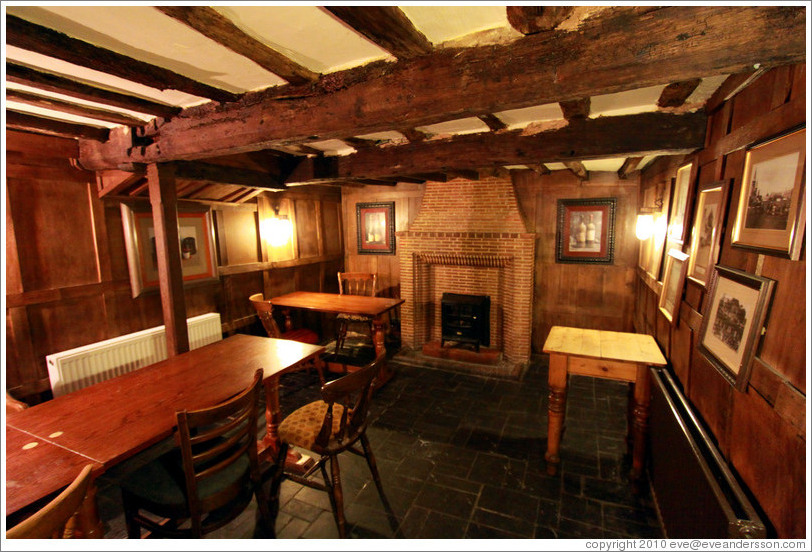 Royal Oak, the oldest bar in England.